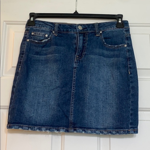 Tilly's Dresses & Skirts - 💚Tillys Denim Skirt